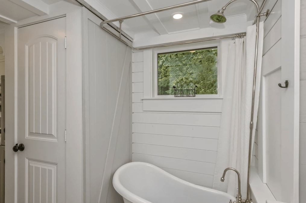 tiny house bathroom ideas 4