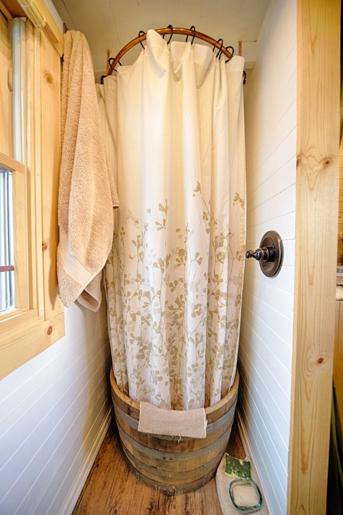 tiny house bathroom ideas 7