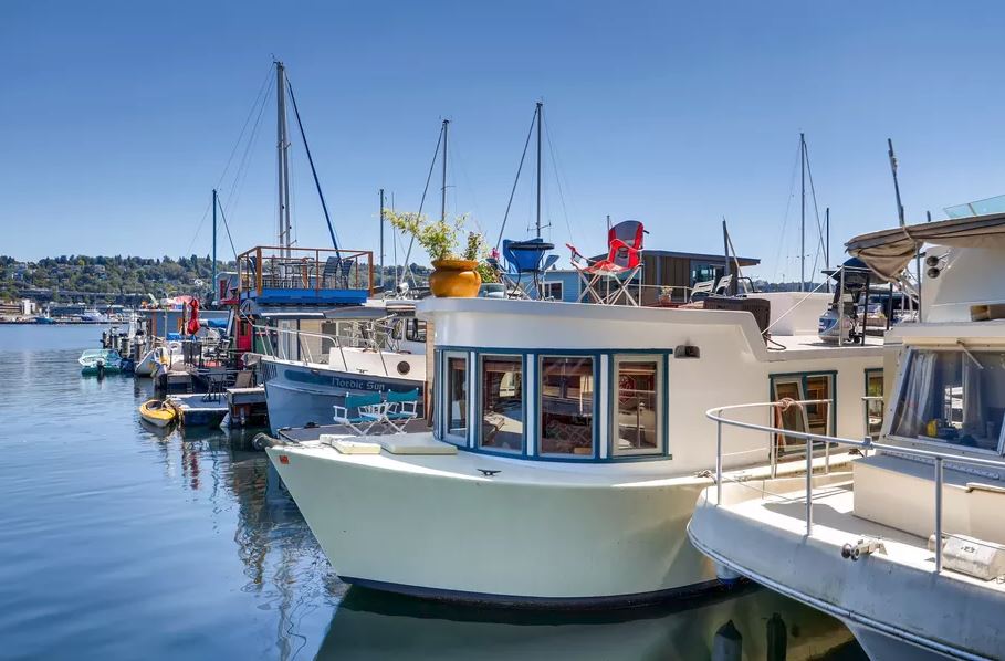 tiny houseboat