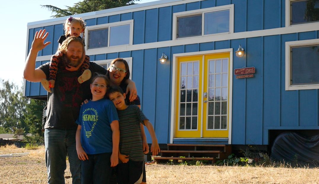 Living in a tiny house with kids