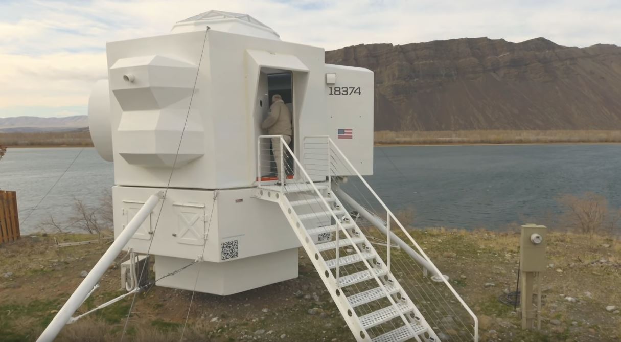 Lunar Lander Tiny House