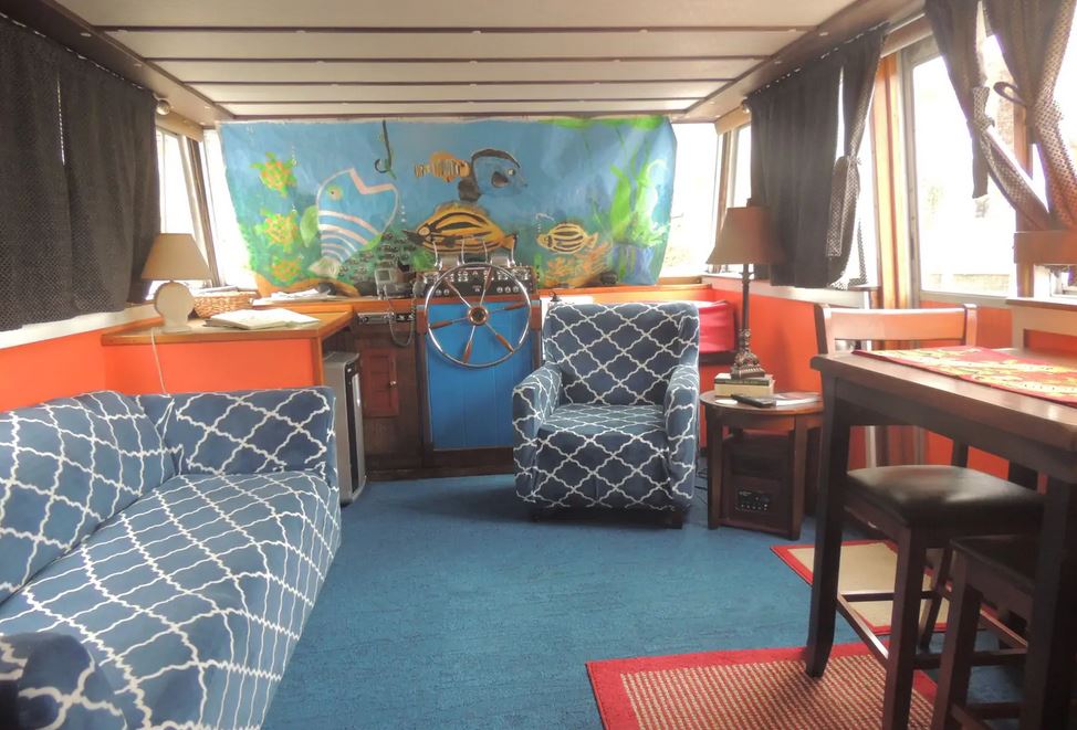 Houseboat Airbnb Richmond