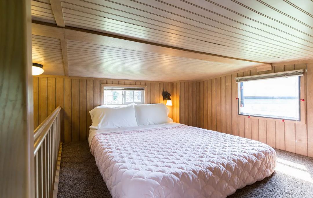 cabin airbnb richmond