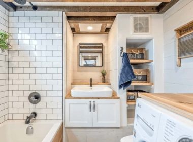 Tiny House Small Bathroom Shower Ideas