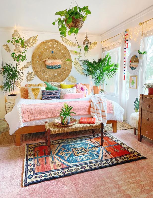 Coastal boho decor ideas for your tiny house or small bedroom