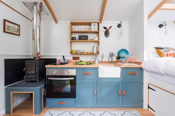 Small kitchen space ideas for your tiny house 15