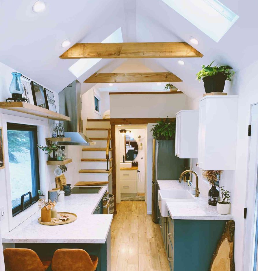 Small kitchen space ideas for your tiny house 17